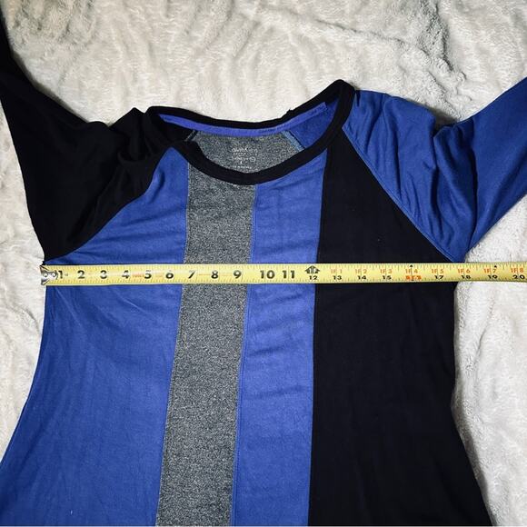 Calvin Klein Size S Sharkbite Hem Tunic Top Blue Grey Stretch Sporty Casual Chic - Picture 4 of 12